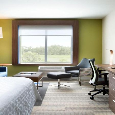 Holiday Inn Express & Suites - Canton By Ihg Buitenkant foto