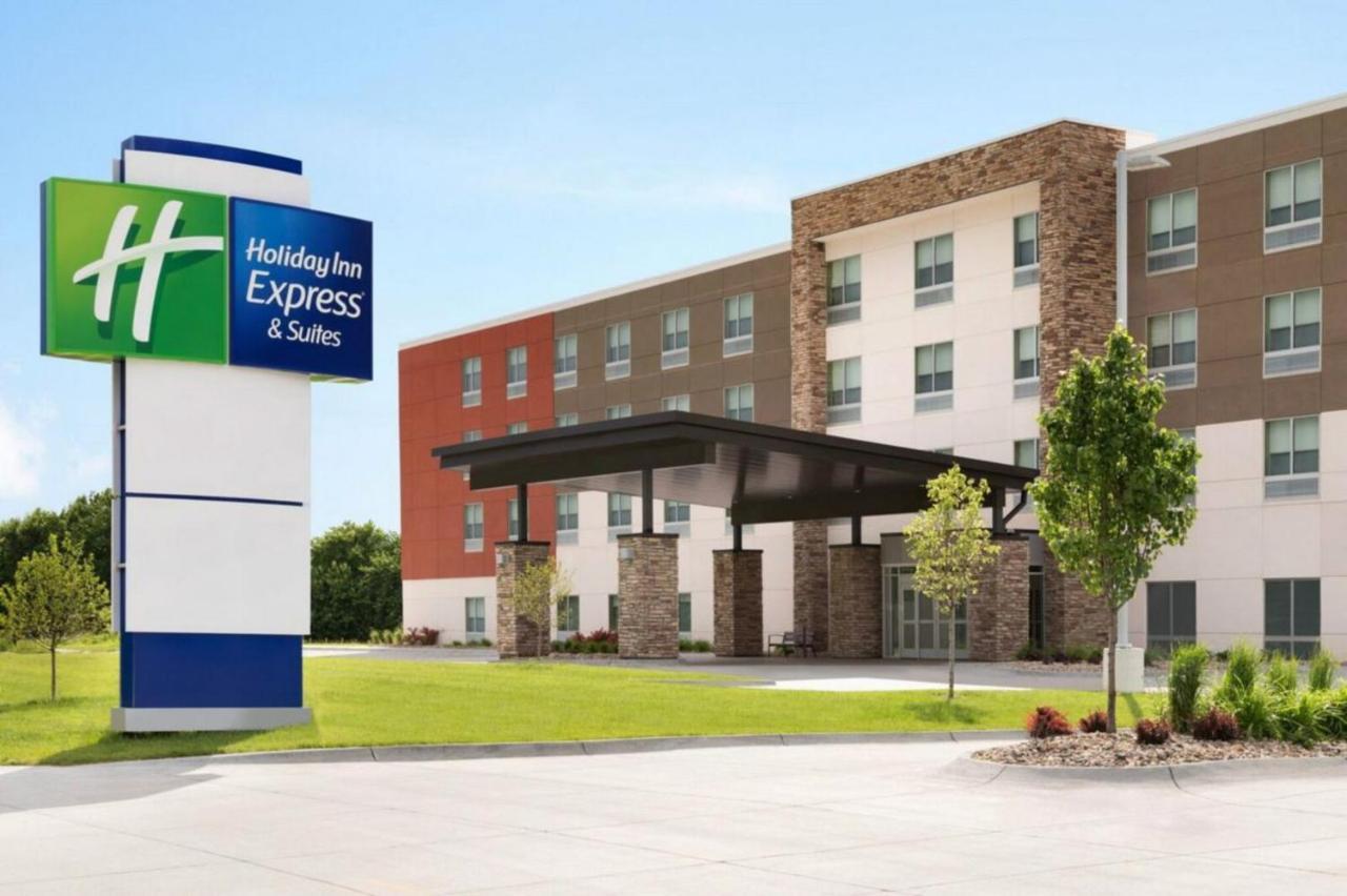 Holiday Inn Express & Suites - Canton By Ihg Buitenkant foto