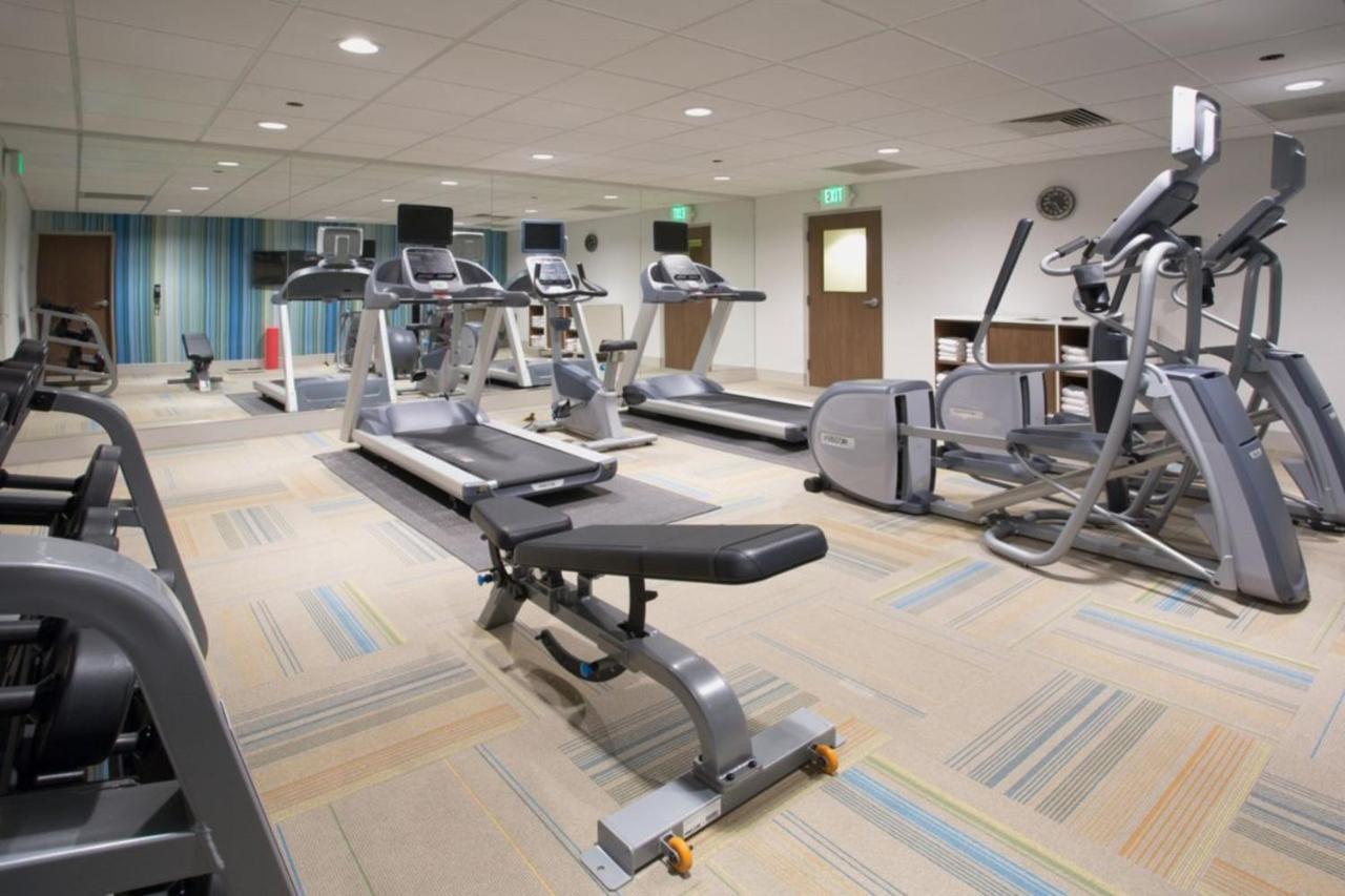 Holiday Inn Express & Suites - Canton By Ihg Buitenkant foto